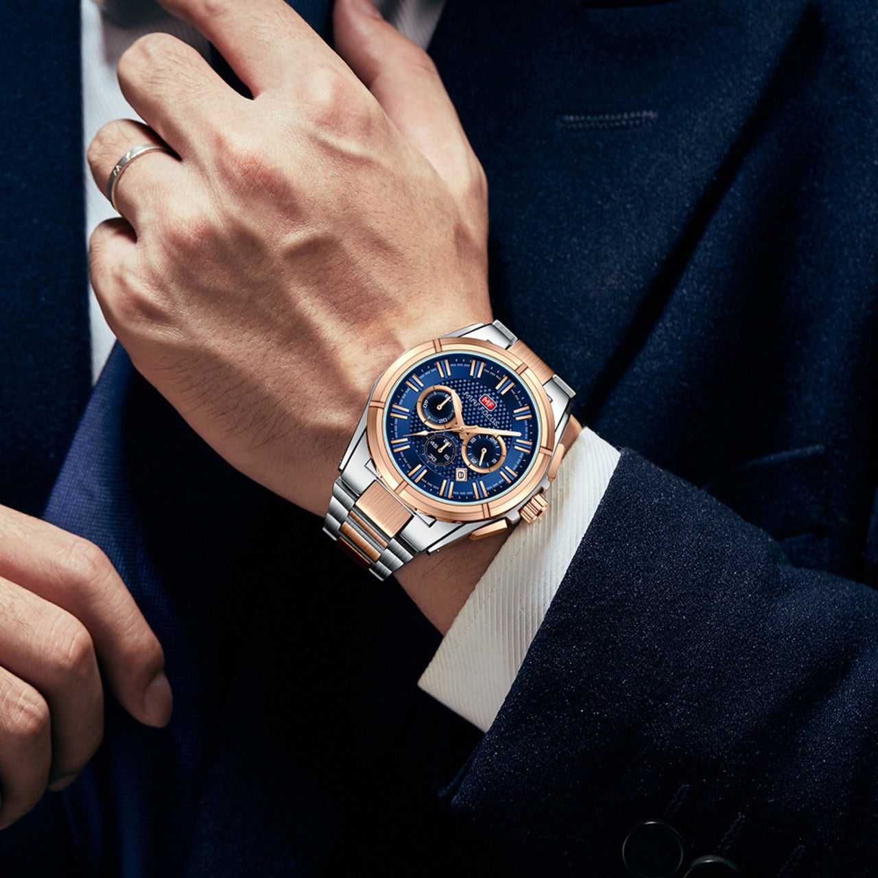Montre Homme Chronographe Mini Focus MF0495G – Acier Inoxydable Doré, Quartz, 3ATM